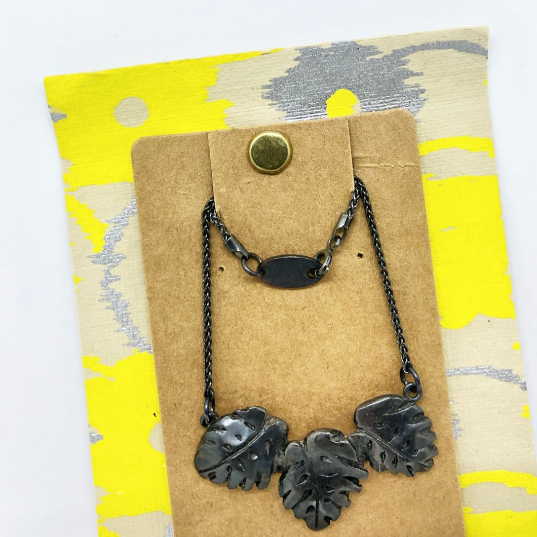 Collar “Monstera” Snou Arte (SA)